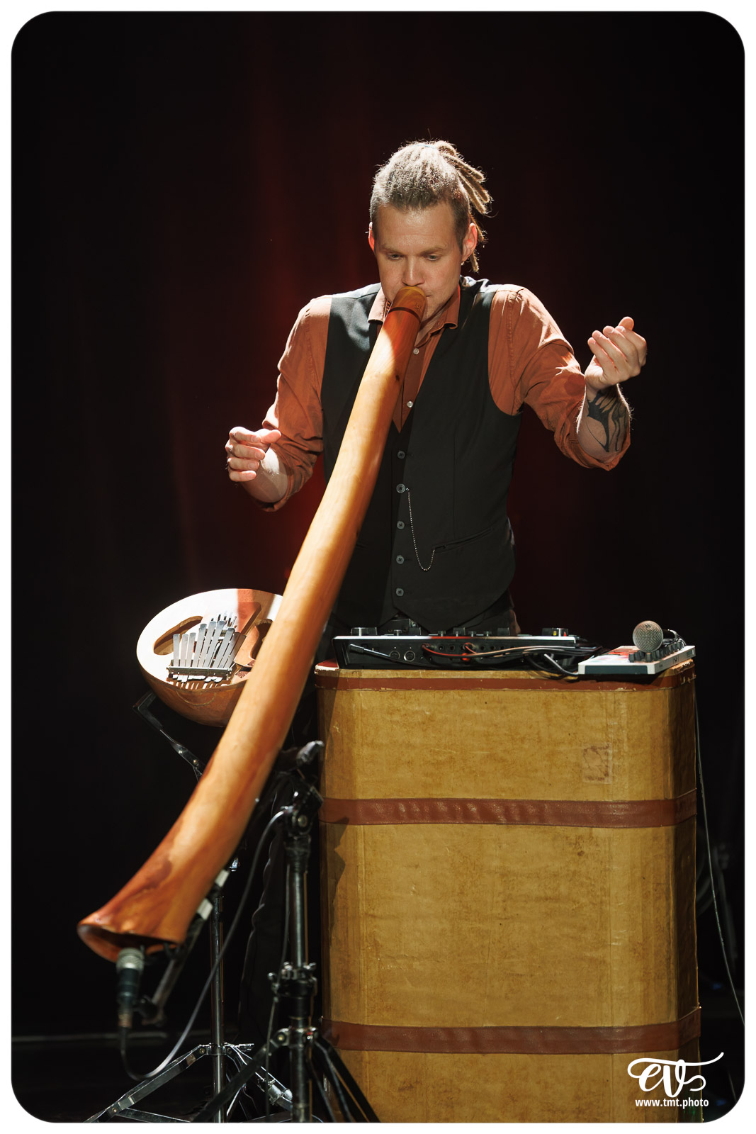 VIVI (CIE VIBRATION VISUELLE)